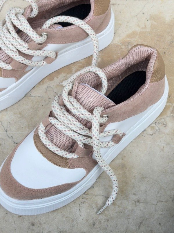 Rihanna Rosa